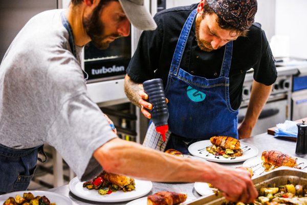 Chef-Harry-Preparing-an-amazing-dinner